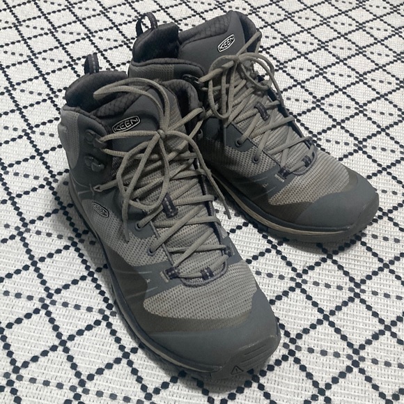 keen terradora hiking boots